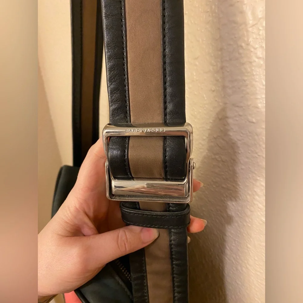 Amazing *rare* Marc Jacobs Sport Crossbody Bag - Picture 5 of 16